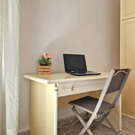 50 Mt Dal Mare Corte Wi-fi E Condizionatore Apartment *