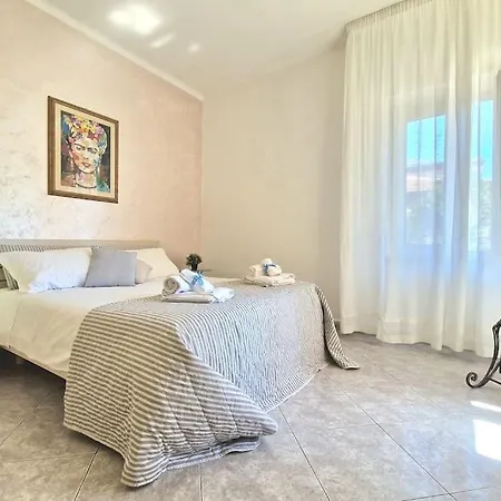Apartment 50 Mt Dal Mare Corte Wi-fi E Condizionatore *