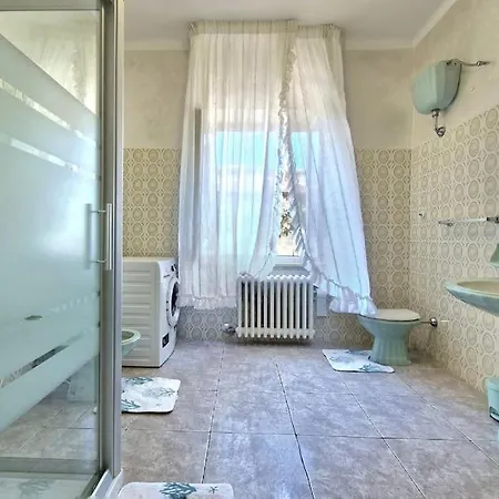 50 Mt Dal Mare Corte Wi-fi E Condizionatore Порто-Сант'Эльпидио